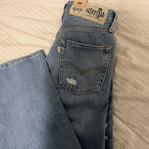 Levi’s 94’ baggy silver tab straight leg jean